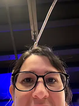 amooraaamoon online show from November 12, 1:33 pm