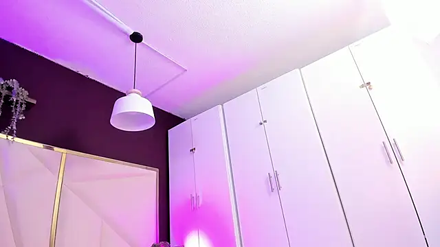 April bowie online show from December 2, 11:15 am