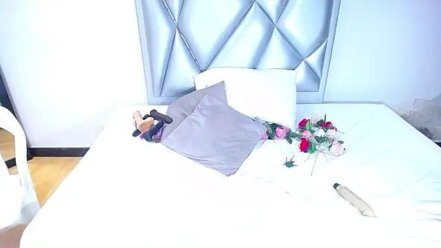 exotic karmella online show from February 14, 11:53 pm