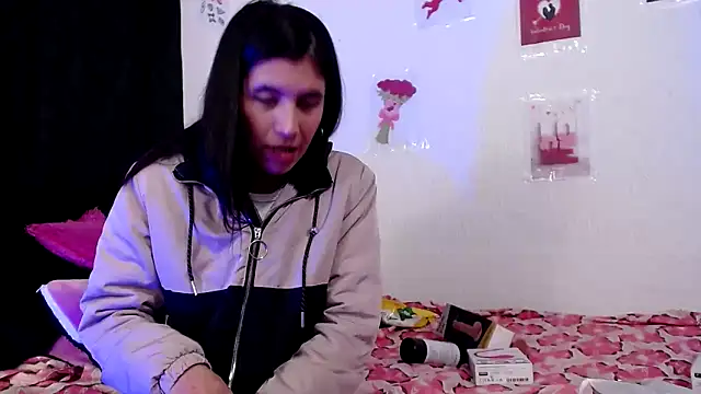 Yeimy sweetf online show from February 9, 1:00 am