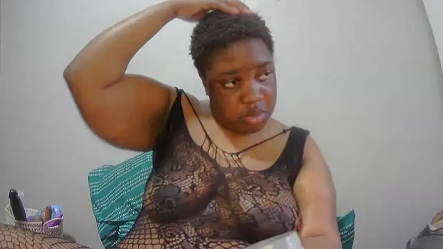 assqueenxx online show from December 16, 4:17 am