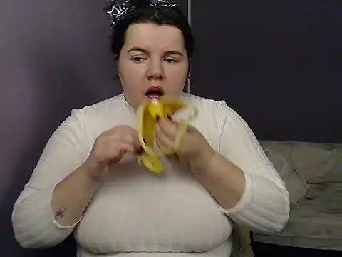 so shy online show from October 24, 6:32 am