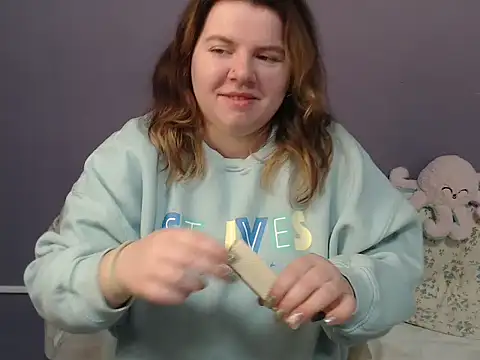 so shy online show from November 27, 7:54 am