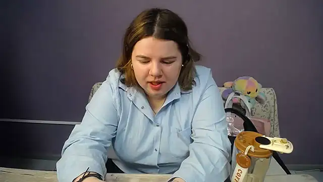 so shy online show from May 4, 6:09 am