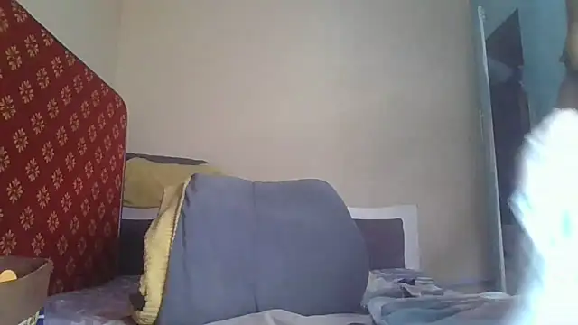 Snapshot of Babysiara1 chatting on May 28, 5:27 am Babysiara1 online show from May 28, 5:27 am