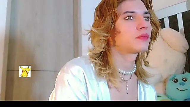 honey skin online show from February 9, 6:05 pm