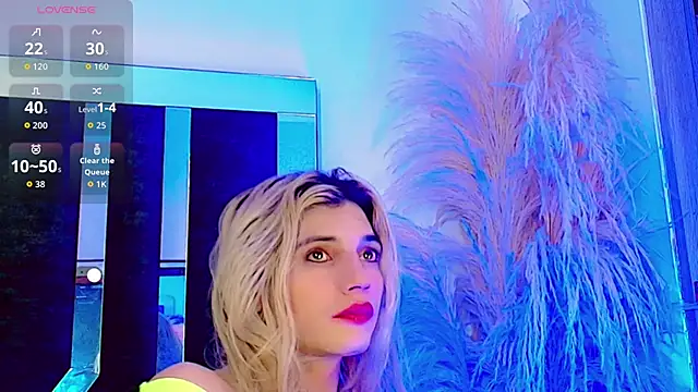 Snapshot of honey_skin chatting on February 25, 9:19 am honey skin online show from February 25, 9:19 am