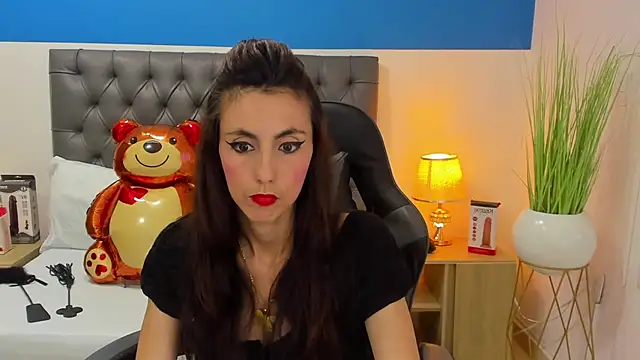 Snapshot of candy_summer28 chatting on February 20, 7:30 pm candy summer28 online show from February 20, 7:30 pm