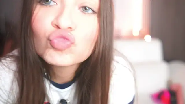 katlyn martins online show from April 27, 6:50 pm
