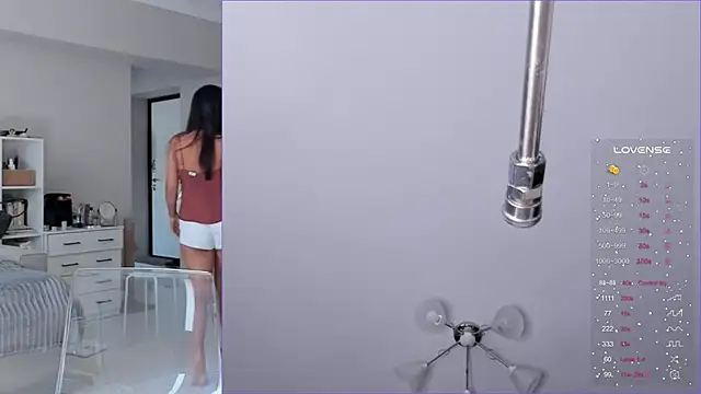 Snapshot of jane_sui chatting on April 13, 4:07 am jane sui online show from April 13, 4:07 am