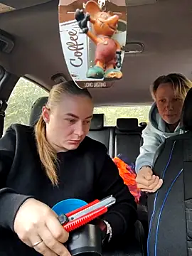 ElenaMaeer online show from September 29, 12:43 pm