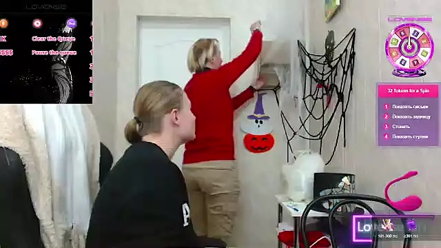 ElenaMaeer online show from November 4, 7:29 am