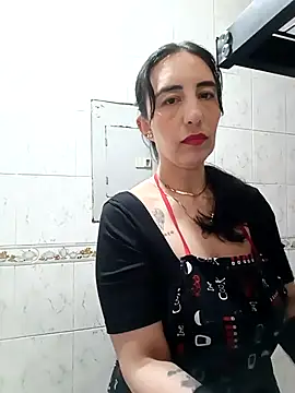 Snapshot of christine-x chatting on May 8, 10:26 pm christine-x online show from May 8, 10:26 pm