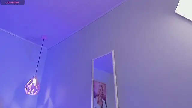 ScarletGV online show from January 8, 5:43 am