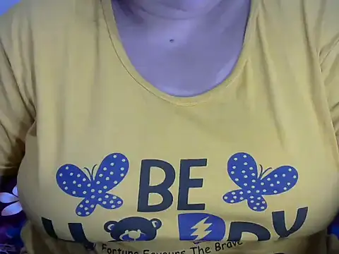 Snapshot of dramebaz_queen chatting on June 29, 12:16 pm dramebaz queen online show from June 29, 12:16 pm