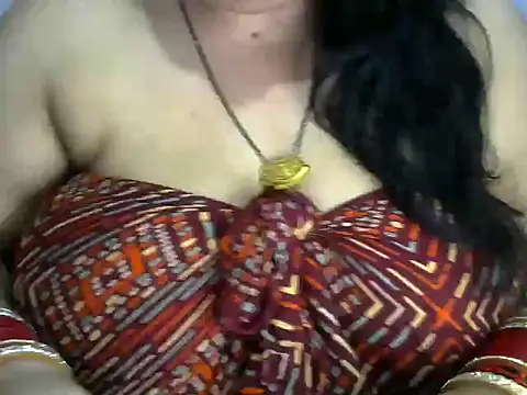 Snapshot of dramebaz_queen chatting on August 1, 9:03 pm dramebaz queen online show from August 1, 9:03 pm