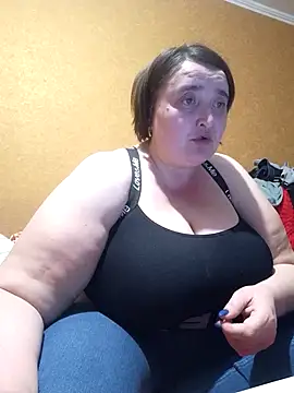 Snapshot of Liluboobs chatting on March 11, 5:13 pm Liluboobs online show from March 11, 5:13 pm