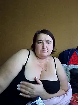 Snapshot of Liluboobs chatting on November 7, 6:13 am Liluboobs online show from November 7, 6:13 am