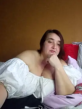 Snapshot of Liluboobs chatting on November 23, 7:41 am Liluboobs online show from November 23, 7:41 am