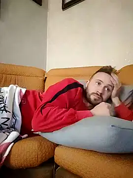 Snapshot of gilera250s chatting on December 29, 3:57 pm gilera250s online show from December 29, 3:57 pm