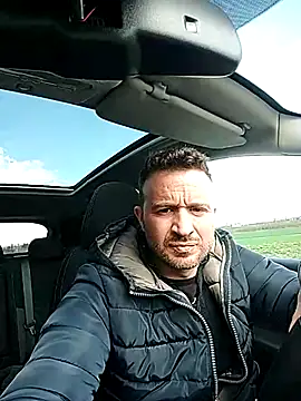 Snapshot of gilera250s chatting on March 16, 1:38 pm gilera250s online show from March 16, 1:38 pm