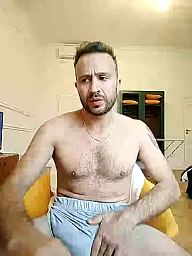 Snapshot of gilera250s chatting on September 30, 11:26 am gilera250s online show from September 30, 11:26 am