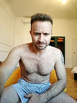 Snapshot of gilera250s chatting on October 2, 1:40 pm gilera250s online show from October 2, 1:40 pm