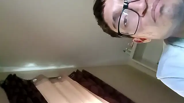 lRainbowBoy online show from February 4, 8:58 pm