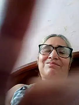  candi online show from October 27, 12:42 pm