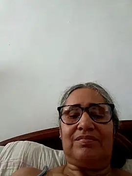  candi online show from March 25, 2:12 pm
