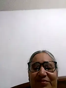  candi online show from April 24, 1:41 am