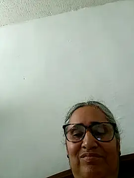 Snapshot of _candi chatting on May 4, 3:52 pm candi online show from May 4, 3:52 pm