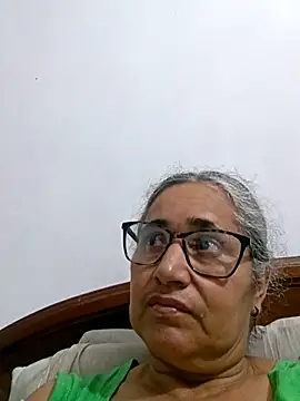Snapshot of _candi chatting on May 5, 4:31 am candi online show from May 5, 4:31 am