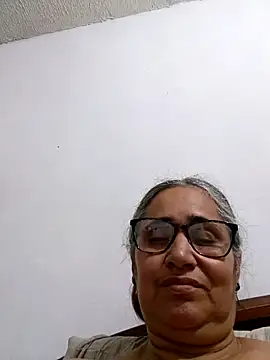 Snapshot of _candi chatting on May 7, 11:32 pm candi online show from May 7, 11:32 pm