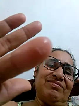 Snapshot of _candi chatting on May 9, 12:54 pm candi online show from May 9, 12:54 pm