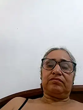 Snapshot of _candi chatting on May 10, 1:38 pm candi online show from May 10, 1:38 pm