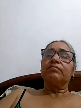 Snapshot of _candi chatting on May 11, 6:41 am candi online show from May 11, 6:41 am