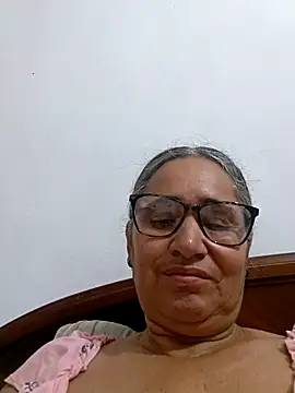 Snapshot of _candi chatting on May 12, 10:34 am candi online show from May 12, 10:34 am