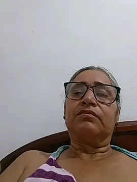 Snapshot of _candi chatting on May 19, 12:11 pm candi online show from May 19, 12:11 pm
