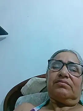 Snapshot of _candi chatting on May 20, 12:33 pm candi online show from May 20, 12:33 pm