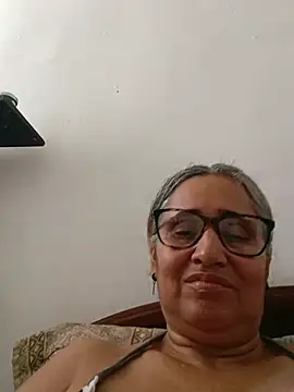 Snapshot of _candi chatting on May 26, 4:14 pm candi online show from May 26, 4:14 pm
