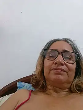Snapshot of _candi chatting on May 30, 1:30 pm candi online show from May 30, 1:30 pm