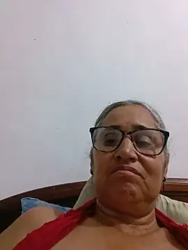 Snapshot of _candi chatting on June 3, 12:02 am candi online show from June 3, 12:02 am
