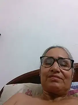 Snapshot of _candi chatting on June 3, 12:08 pm candi online show from June 3, 12:08 pm