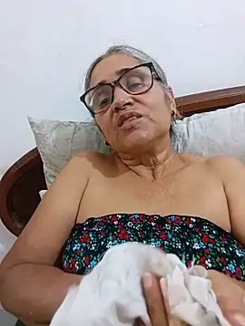 Snapshot of _candi chatting on June 9, 12:50 pm candi online show from June 9, 12:50 pm