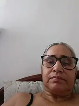 Snapshot of _candi chatting on June 14, 8:11 pm candi online show from June 14, 8:11 pm