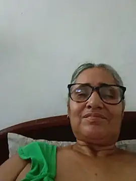 Snapshot of _candi chatting on June 16, 2:41 pm candi online show from June 16, 2:41 pm