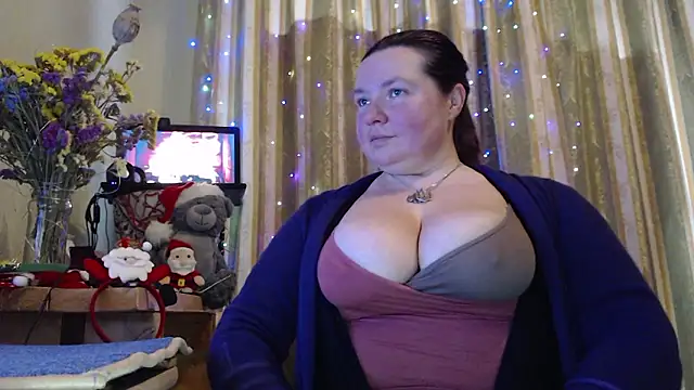 Snapshot of amorelara chatting on January 7, 9:56 am amorelara online show from January 7, 9:56 am