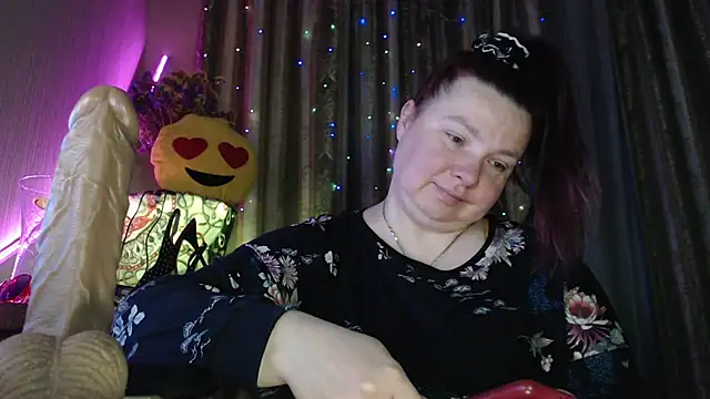 Snapshot of amorelara chatting on May 19, 5:58 am amorelara online show from May 19, 5:58 am