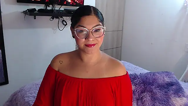 Snapshot of Prins_jazmin chatting on May 11, 4:29 am Prins jazmin online show from May 11, 4:29 am